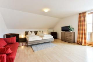 Landhotel und Gasthof Kirchberger - 7