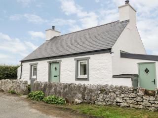 Rhytty Bach - Llanfaelog - 8