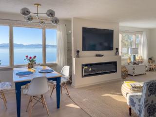Lucky Stone Retreat - private beach & Acadia view - 3