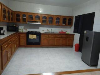HERMOSA CASA EN CUERNAVACA: JARDÍN DEL LAGO - Cuernavaca - 8