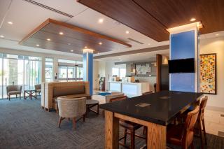 Holiday Inn Express & Suites - Beloit by IHG - Beloit - 6
