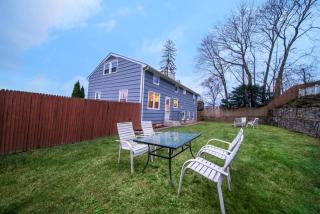 Waterview house walking distance from Cove Beach-5 mins to downtown-only 40 min to NYC - 5