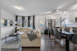 Modern House with Private Backyard & Fireplace - 0