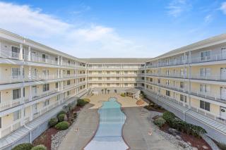 The Sandbridge Dunes - Seabiscuit 306 - 3