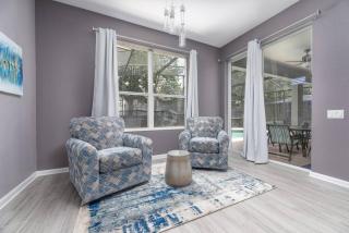 Spacious 4BR Home Themed Rooms, Pool, Near Disney - Orlando - 3