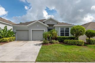 Spacious 4BR Home Themed Rooms, Pool, Near Disney - Orlando - 8