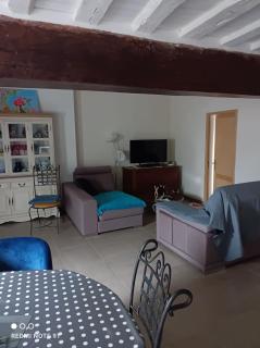 petite maison de ville toute équipée - Château-Renard - 5