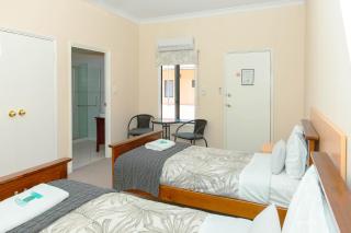 Settlers Hotel York - 5