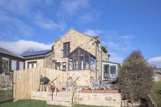 Oak Lodge House - 5
