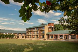 Paramount Riverfront Resort & Spa, Karjat - Karjat - 2