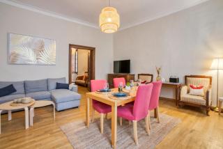 Superbe appartement 95m2 proche Arènes- parking offert - Nîmes - 4