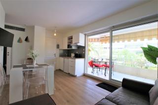 Appartement climatisé bord de mer Palm beach avec grande terrasse - Cannes - 9