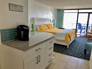 Oceanfront Studio Sand Dunes 2434 Perfect Couples Retreat - Myrtle Beach - 5