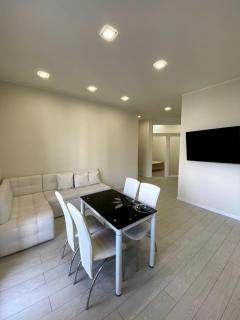 Arcadia 2-bedroom Light Apartment 101Гаг - Odessa - 0