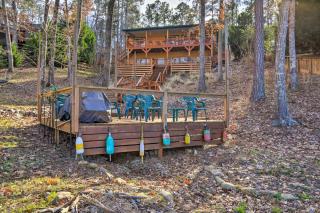 Lakefront Sparta Cottage with Decks and Boat Dock - Sparta - 9