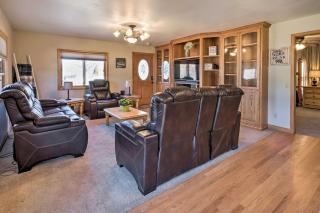 Welcoming Cañon City Abode - Walk to River! - Canon City - 8