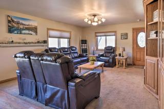 Welcoming Cañon City Abode - Walk to River! - Canon City - 7