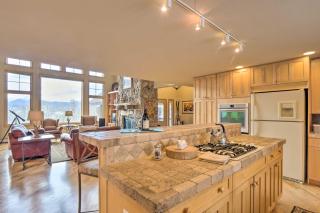 Grand Fraser Escape with Private Deck and Hot Tub - 1