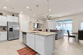 5BR Family Retreat Mickey, Toy Story Rooms, Private Pool - 1