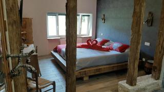 La BerryCurienne proche du Zoo de Beauval Saint-Aignan avec SDB, WC ET SPA PRIVATIF pour chaque chambre - 9