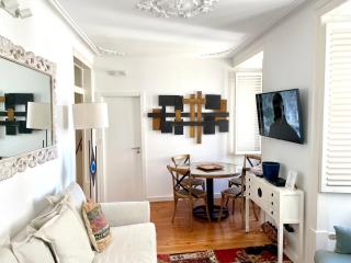 Bright and spacious three bedroom apt in the heart of Lisbon - Lisbona - 0