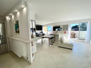 Appartement Luxe - 3 pièces avec vue mer, piscine et tennis - Nice - 9