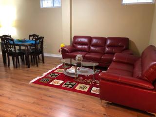 Spacious 2 Bedroom guest suite - 2