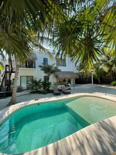 Luxury Ocean Front Villa - Adults Only - Isola Holbox - 0