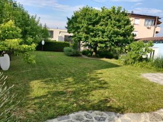 The Lovely Garden House - 4 Bedroom - Free Parking - 3