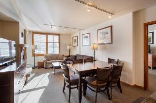 Upgraded Zephyr Mountain Lodge Condo with Continental Divide Views Close to Mountain condo - 6