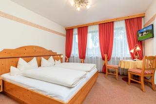 Gästehaus Menkenbauer - Ruhpolding - 3