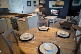 The Helaina Apartments - Scarborough - 4
