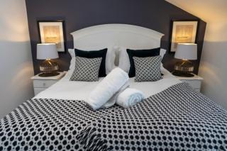 The Helaina Apartments - Scarborough - 5