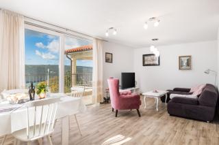 Villa Valente with Pool - Labin - 2