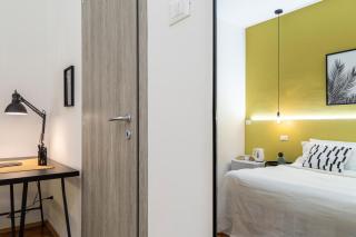 Brand new guest room with Wi-Fi in the city center - Trieste - 4