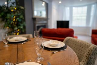 The Helaina Apartments - Scarborough - 1