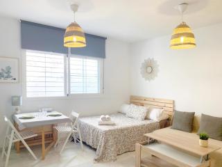 MalagadeVacaciones - Suite Chamizo - Málaga - 0