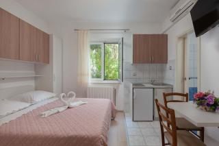 Studio Apartments Marijan - Beachfront - Tučepi - 5