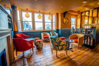 The Crown Hotel - 7