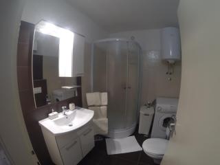 Apartment In Centre for 7 - Split - 4