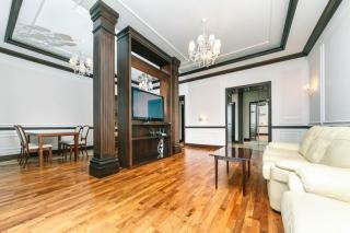 View apartment on the main street Khreshchatyk 17 - Kiev - 9
