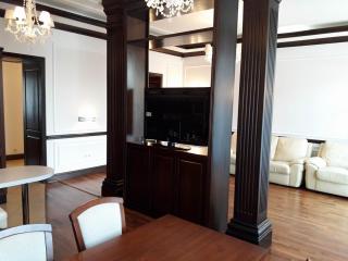 View apartment on the main street Khreshchatyk 17 - Kiev - 5