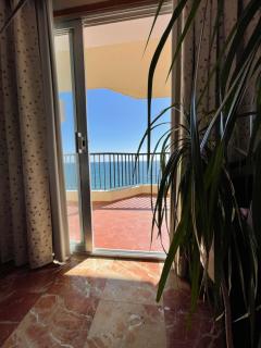 Apartamento frente al mar Primera linea de playa Apartment with 2 bedrooms Beachfront - Fuengirola - 3