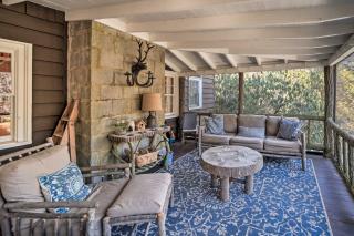 Mirror Lake Cabin about 1 Mi to Dtwn Highlands! - 9