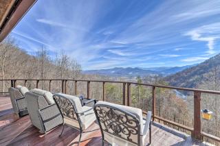 Scenic Pet-Friendly House with Private Hot Tub! - Waynesville - 9