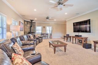 Huge Lake Arrowhead Home with 3 Decks and Grill! - Lake Arrowhead - 5