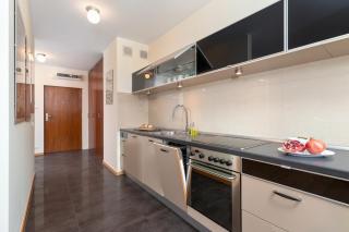 Cracow Pilotów Cosy Studio with Free Parking by Noclegi Renters - Cracovia - 6