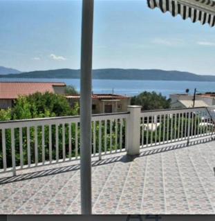 Apartmani Anka Gadžić - Živogošće - 1