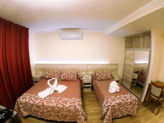 Hotel Majestic - Villa Giardino - 8