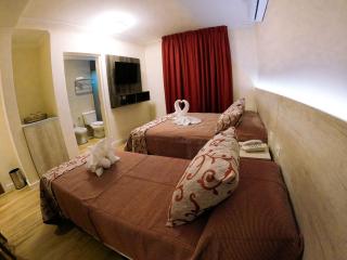 Hotel Majestic - Villa Giardino - 0
